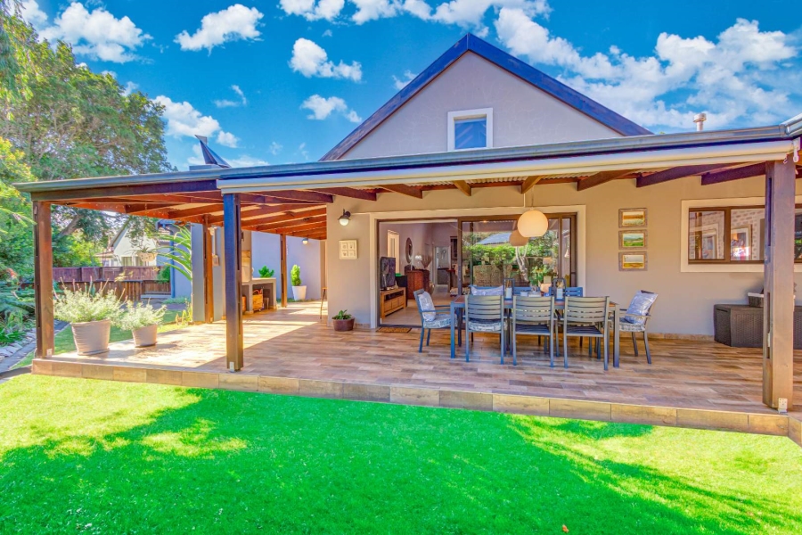 3 Bedroom Property for Sale in Brenton On Lake Western Cape